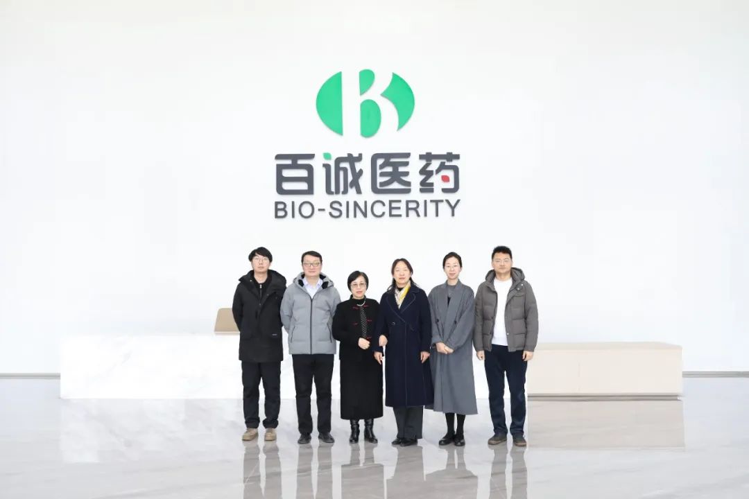 1737441256894910bL4d.jpg 0b64f4f266e7d1c5fca94222b254bebf.jpg